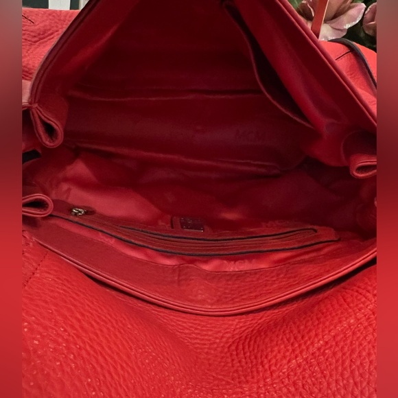 MCM Whipstitch Trim Leather Crossbody Bag with removable and adjustable strap. - Picture 10 of 13